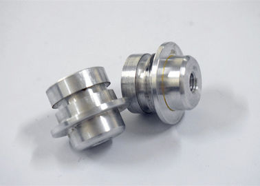 El pequeño metal del CNC trabajado a máquina parte tamaño modificado para requisitos particulares plata de torneado de los componentes del aluminio