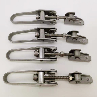 Proceso de corte piezas de estampado de metal de acero inoxidable para la abrazadera de abrazadera de tubería personalizada