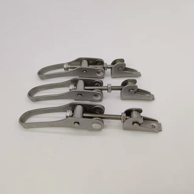 Conector de abrazaderas de tuberías Partes de estampado de metal de acero al carbono personalizadas Ventilación Eliminación de polvo Accesorios de tuberías